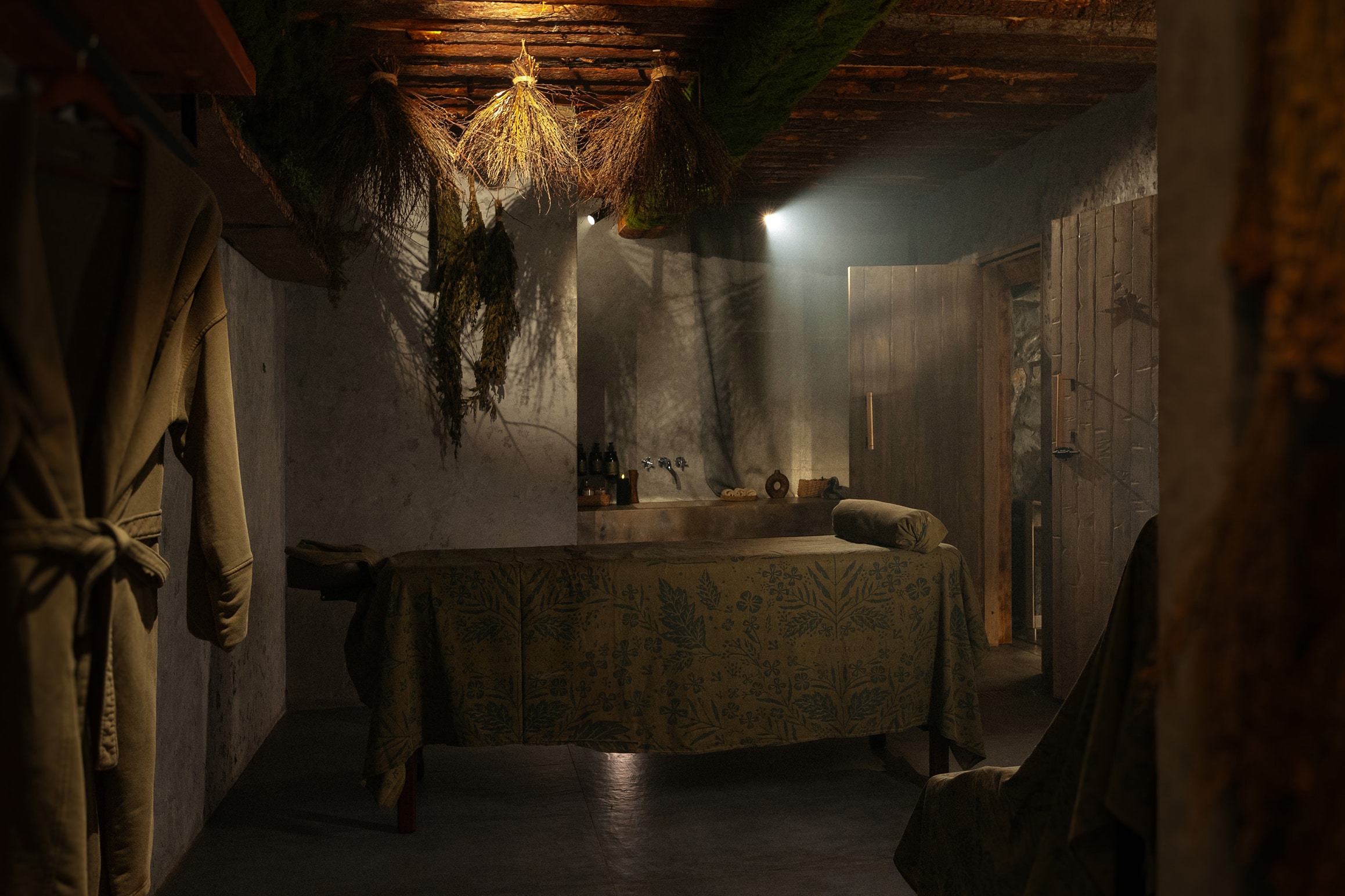 Банный массаж «Аргым» слайд 1